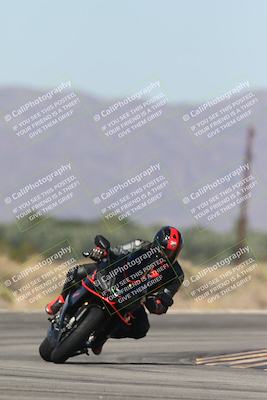 media/Oct-13-2025-Moto Forza (Mon) [[a66d839500]]/4-C Group/Session 3 (Turn 16)/